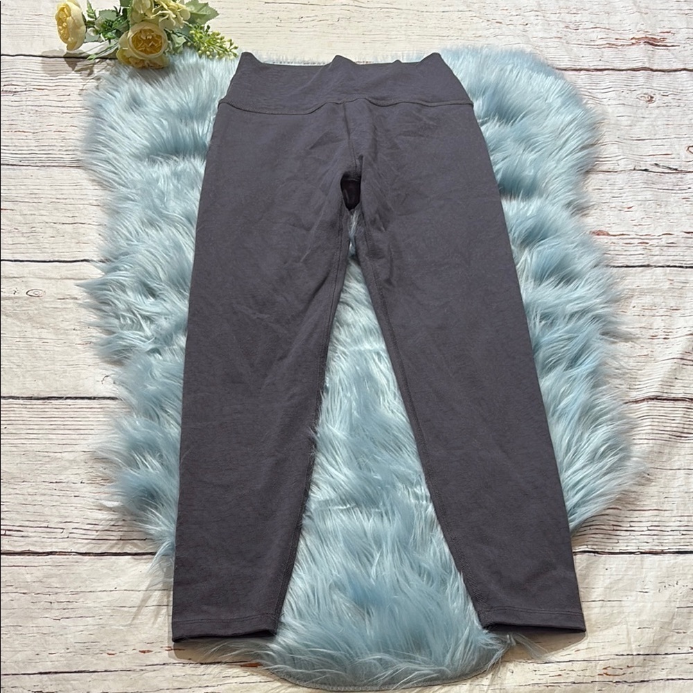Beyond Yoga High Waisted Midi Leggings in Shadow Grey Sz S